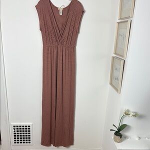 Chic Striped V-Neck Dress